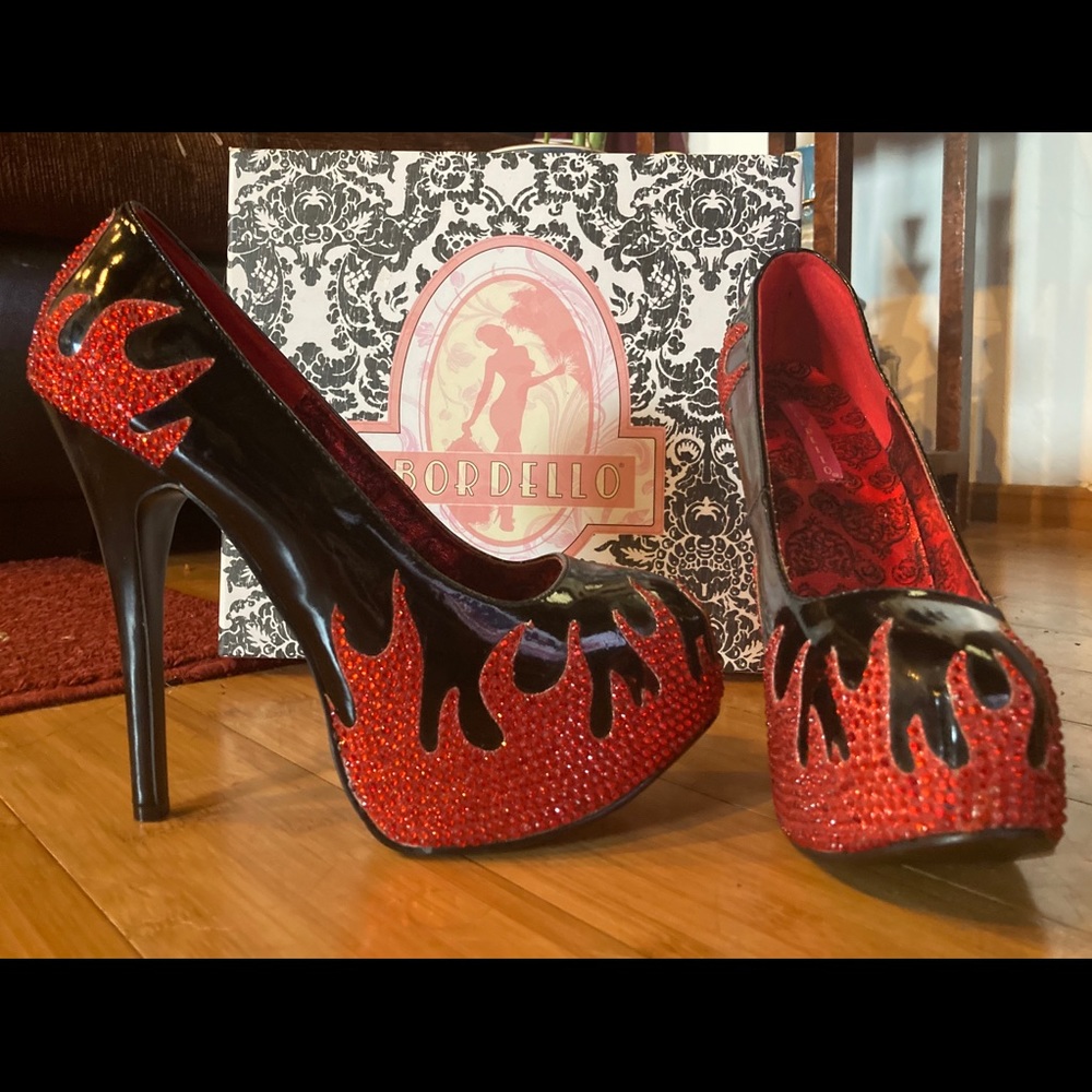 Bordello Flame Heel